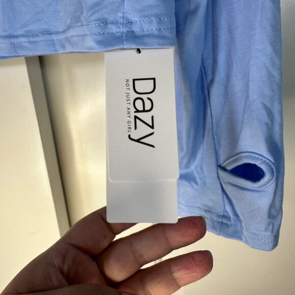 Sky Blue Solid Slim Fit Basic Crew Neck Thumb-Hole Shirt 1XL - NEW - Picture 9 of 10